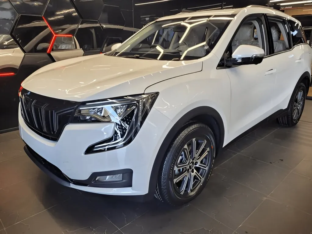 Get the latest news on the Mahindra XUV700 updates today. Stay informed and see what’s new with this popular SUV now.